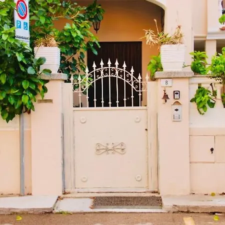 Casa Noemi * אולביה